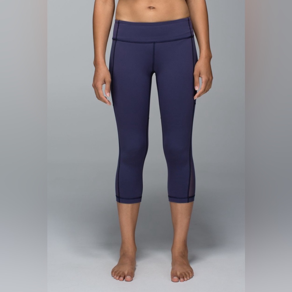 LULULEMON Breathe Easy Mid Rise Crop